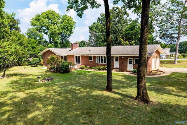 5808 Lenlock Circle SE, Huntsville, AL 35802