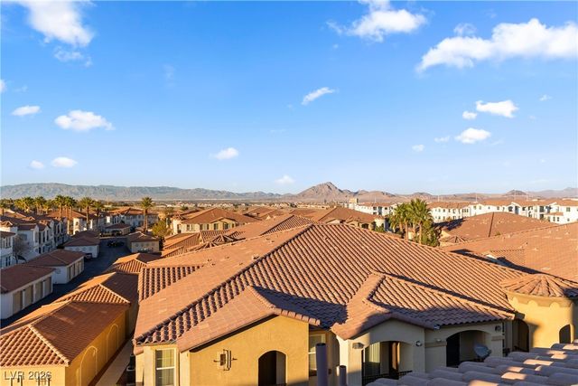 1525 Spiced Wine Avenue 25102, Henderson, NV 89074