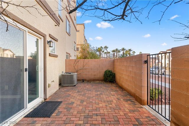 1525 Spiced Wine Avenue 25102, Henderson, NV 89074