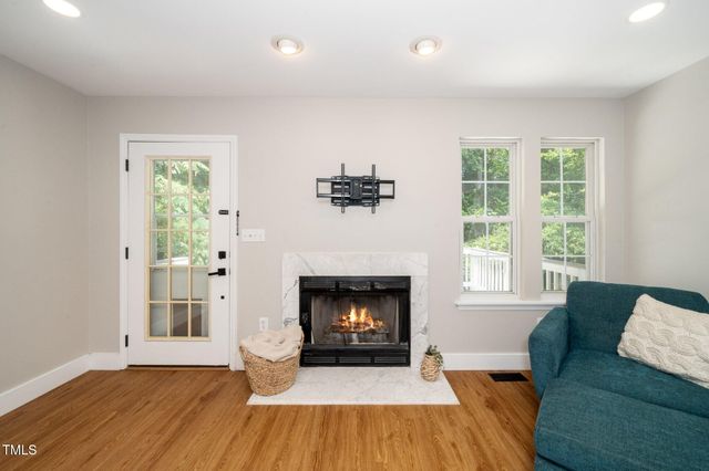 725 E Maple Lane, Fuquay Varina, NC 27526