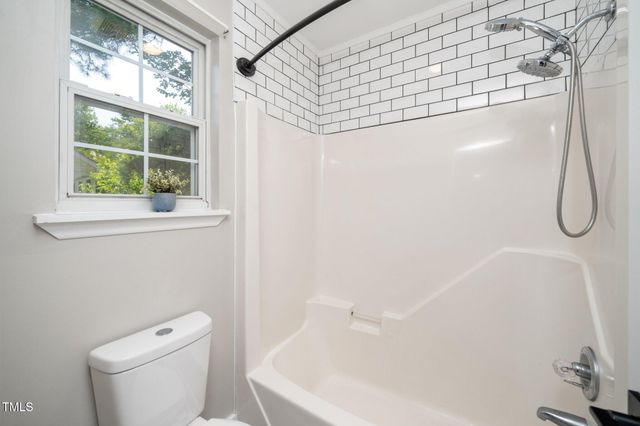 725 E Maple Lane, Fuquay Varina, NC 27526