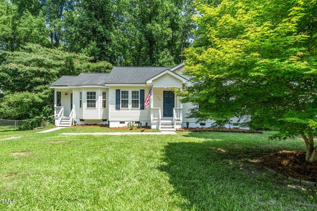 725 E Maple Lane, Fuquay Varina, NC 27526