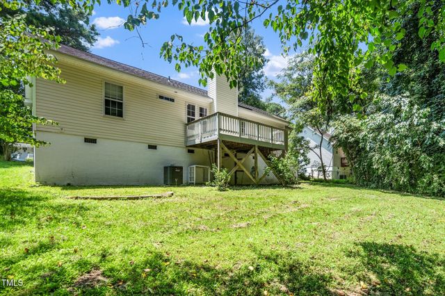 725 E Maple Lane, Fuquay Varina, NC 27526