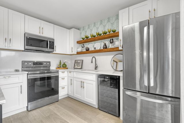 5808 SE Riverboat Drive 304, Stuart, FL 34997
