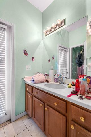 444 YORK DALE DRIVE, Ruskin, FL 33570