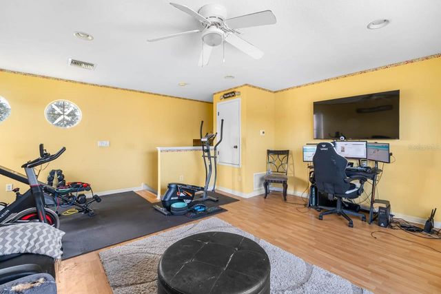 444 YORK DALE DRIVE, Ruskin, FL 33570