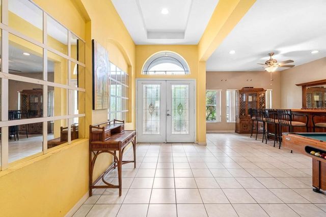 444 YORK DALE DRIVE, Ruskin, FL 33570