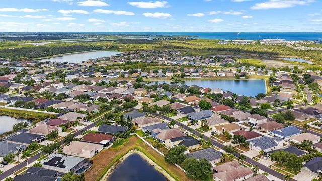 444 YORK DALE DRIVE, Ruskin, FL 33570