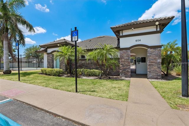 444 YORK DALE DRIVE, Ruskin, FL 33570