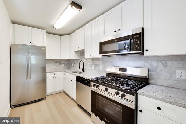 8107 ALLENDALE DR, Landover, MD 20785