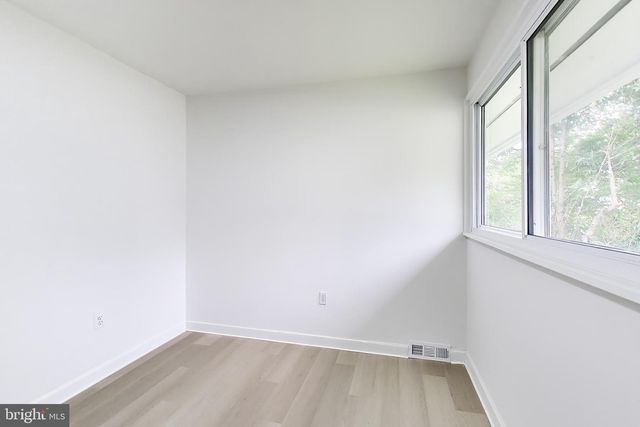 8107 ALLENDALE DR, Landover, MD 20785