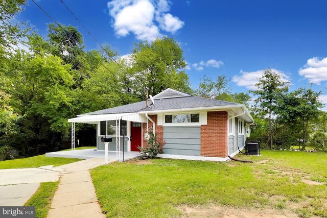 8107 ALLENDALE DR, Landover, MD 20785