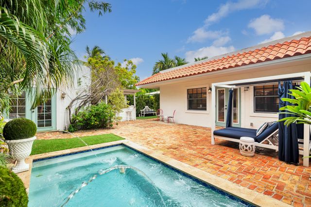 332 PILGRIM Road, West Palm Beach, FL 33405