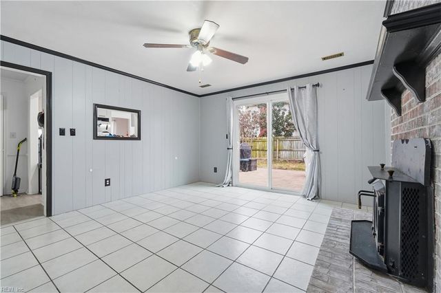 1713 Gray Slate CT, Virginia Beach, VA 23456