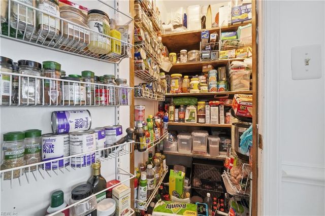 1713 Gray Slate CT, Virginia Beach, VA 23456