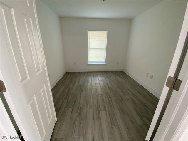 4516-4518 26th ST SW, Lehigh Acres, FL 33973