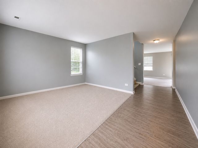 190 Norfolk Lane, Pingree Grove, IL 60140