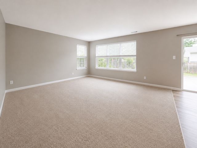 190 Norfolk Lane, Pingree Grove, IL 60140