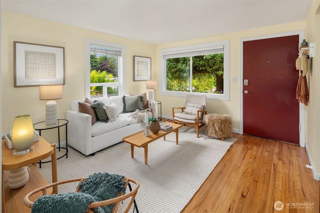 4719 S Pearl Street, Seattle, WA 98118