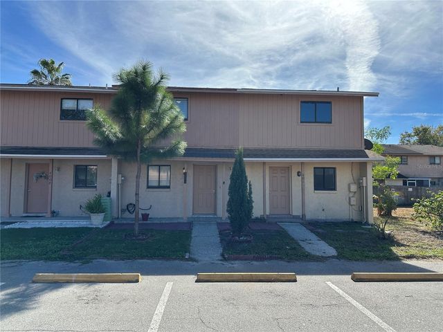 4010 PINE LIMB COURT, Tampa, FL 33614