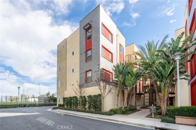 202 Tribeca, Irvine, CA 92612