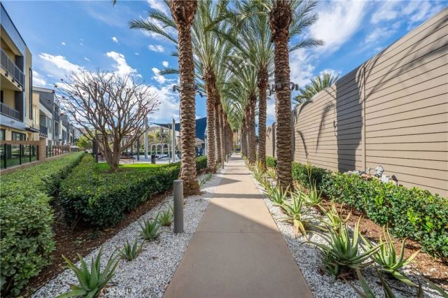 202 Tribeca, Irvine, CA 92612