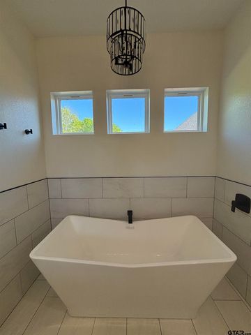 238 Serenity Dr, Bullard, TX 75757