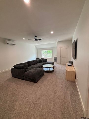 238 Serenity Dr, Bullard, TX 75757