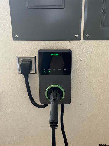 238 Serenity Dr, Bullard, TX 75757