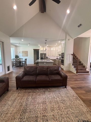 238 Serenity Dr, Bullard, TX 75757