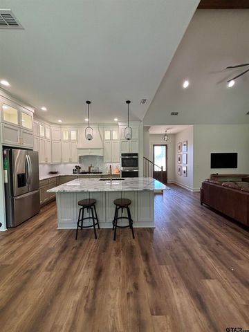 238 Serenity Dr, Bullard, TX 75757