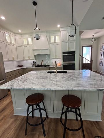 238 Serenity Dr, Bullard, TX 75757