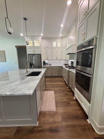 238 Serenity Dr, Bullard, TX 75757