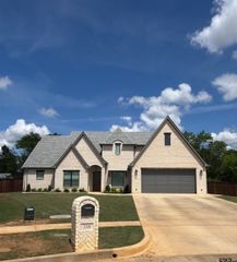 238 Serenity Dr, Bullard, TX 75757