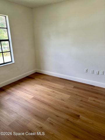 1184 Sapphire Street SE, Palm Bay, FL 32909