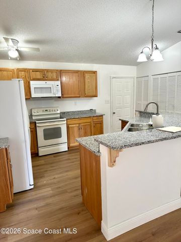 1184 Sapphire Street SE, Palm Bay, FL 32909