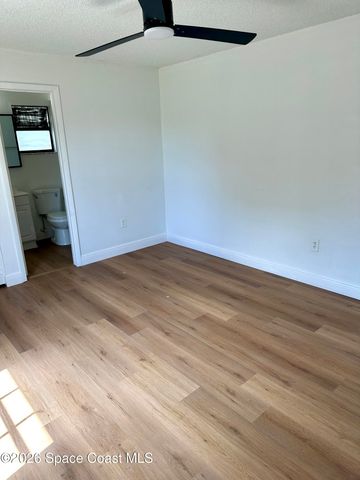 1184 Sapphire Street SE, Palm Bay, FL 32909