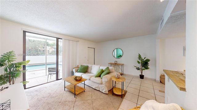 2345 NE 135th St 101, North Miami, FL 33181