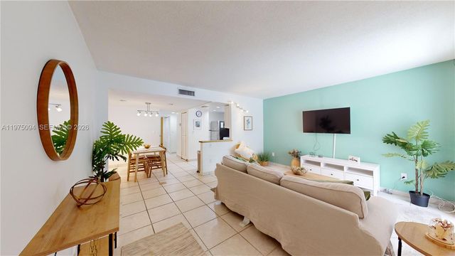 2345 NE 135th St 101, North Miami, FL 33181