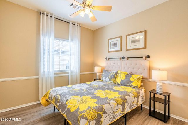 3674 S JOSHUA TREE Lane, Gilbert, AZ 85297