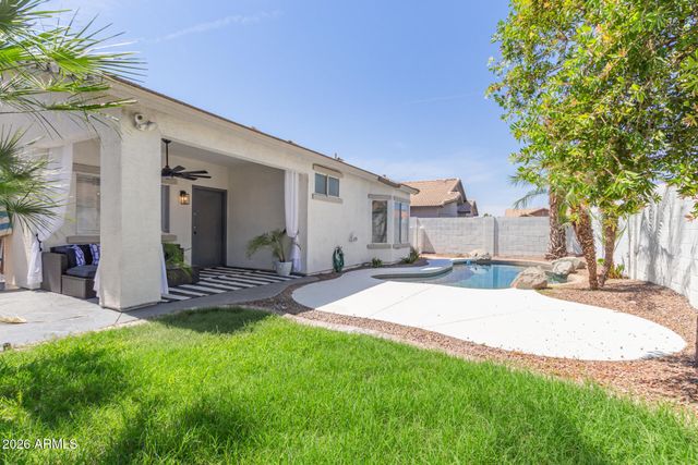 3674 S JOSHUA TREE Lane, Gilbert, AZ 85297