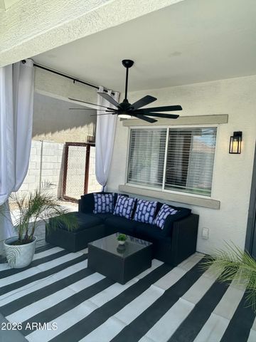 3674 S JOSHUA TREE Lane, Gilbert, AZ 85297