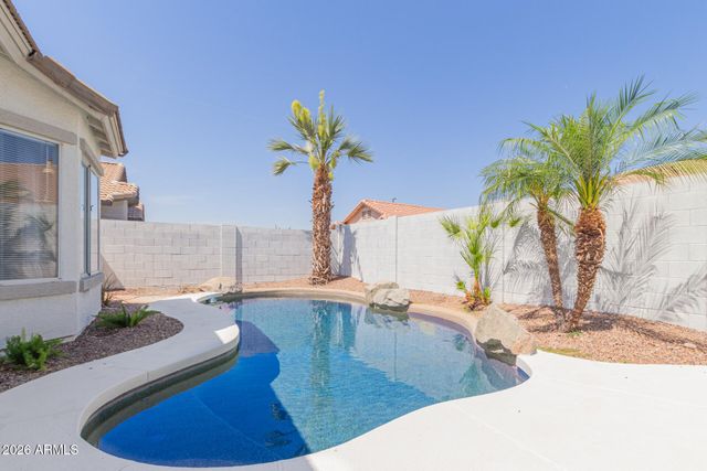 3674 S JOSHUA TREE Lane, Gilbert, AZ 85297