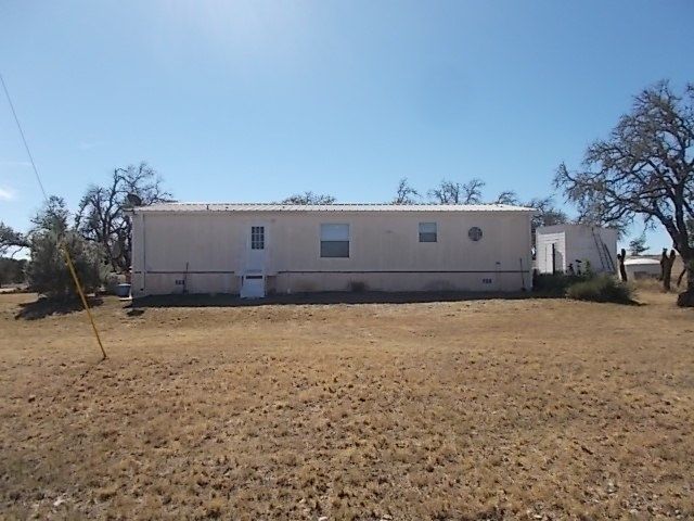 448 Reeves Lane, Harper, TX 78631