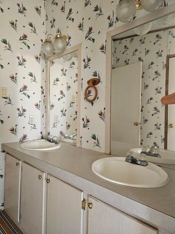 448 Reeves Lane, Harper, TX 78631