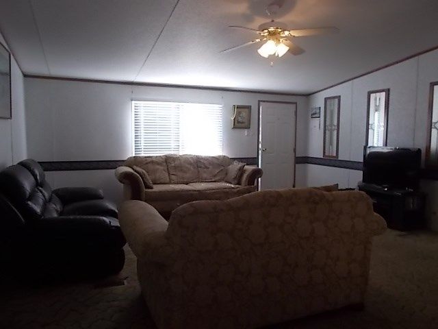 448 Reeves Lane, Harper, TX 78631