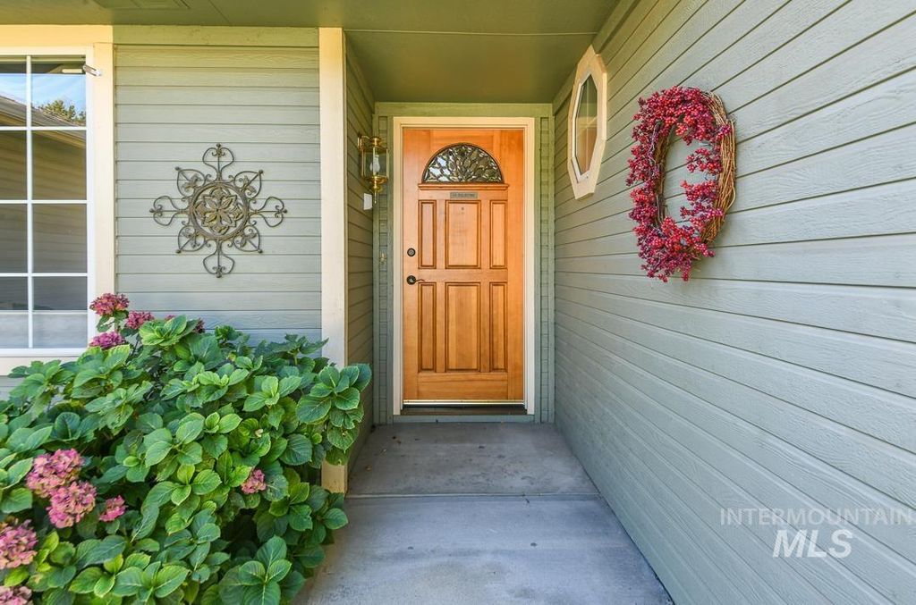 11805 W Hickory Dr, Boise, ID 83713 photo 3