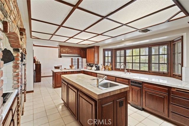 24840 Wooded Vista, West Hills (los Angeles), CA 91307