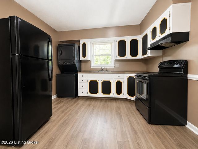 3501 Paragon Ct UNIT 30, Louisville, KY 40218