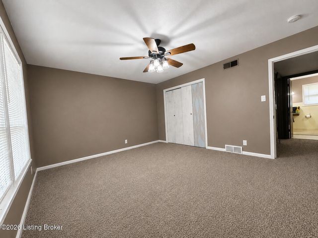 3501 Paragon Ct UNIT 30, Louisville, KY 40218